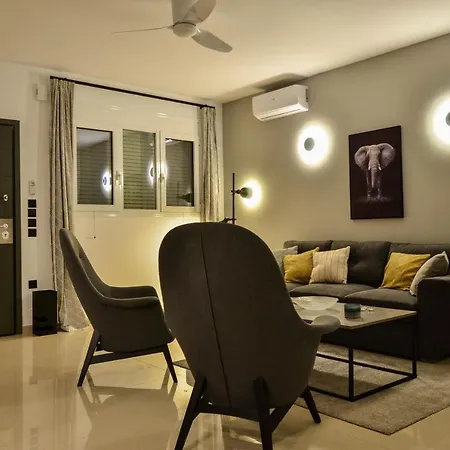 Lavish Stay Kalamata